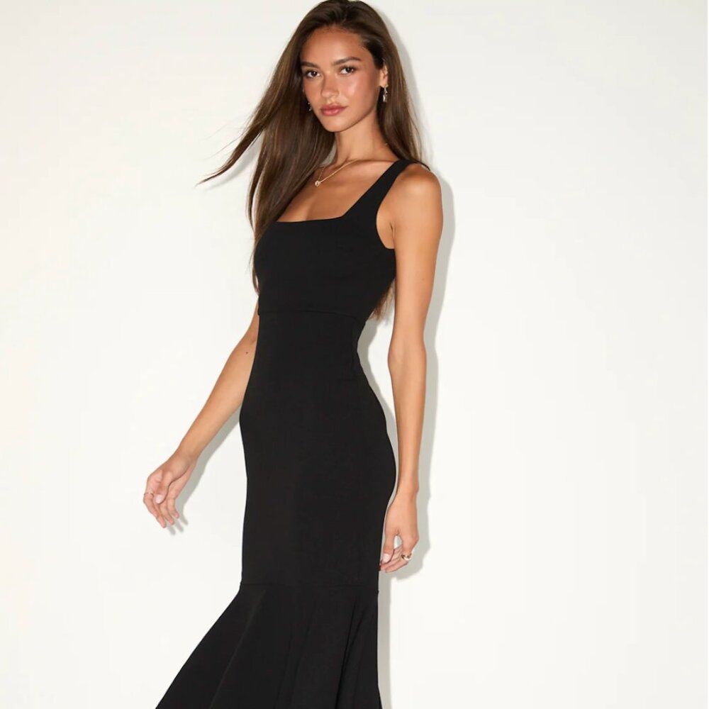 Lulu's Black Square-Neck Mermaid Maxi Dress